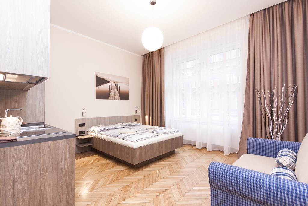 Manesova Astra Apartment Prague Room photo