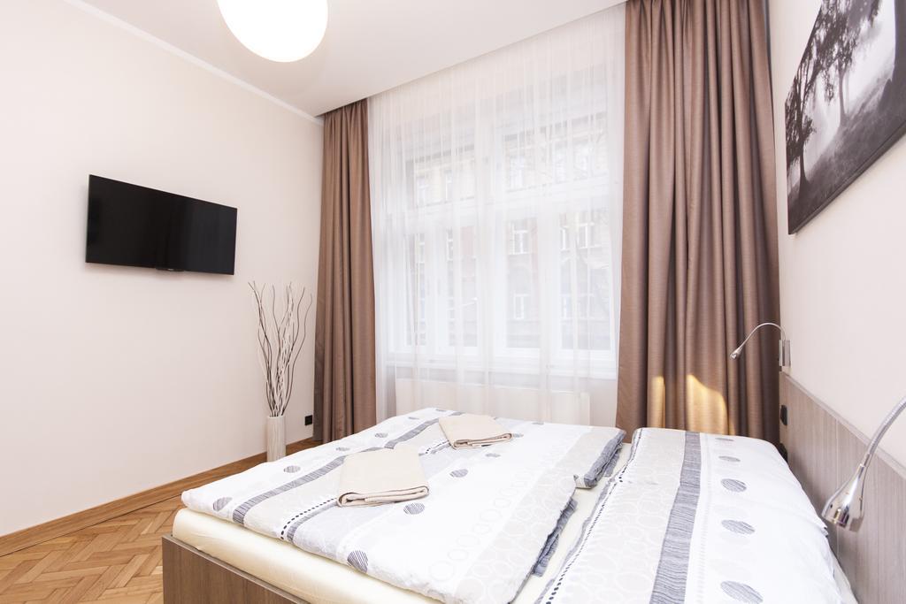 Manesova Astra Apartment Prague Room photo